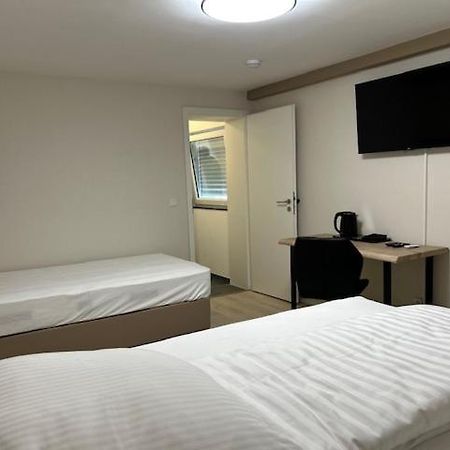Rheinischer Hof Appartements Leverkusen Bagian luar foto